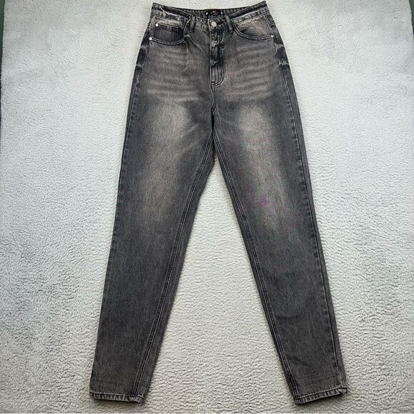 Riot High Rise Mom Jeans Womens 8R Black Tapered Leg Whiskers Grunge Hipster - Picture 1 of 13